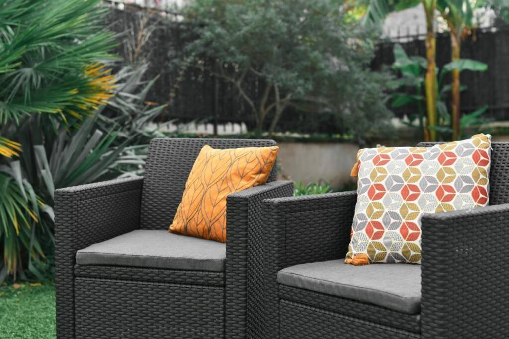 Instant Fleury: Maison De Caractère, Jardin Secret Hébergement de vacances *