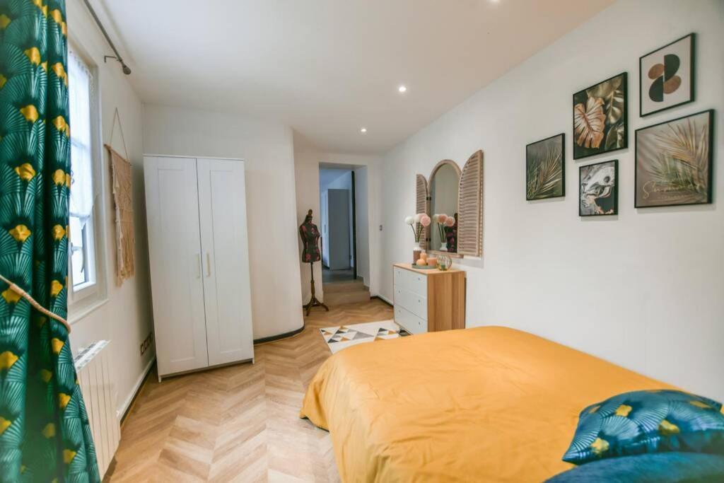 Instant Fleury: Maison De Caractère, Jardin Secret Hébergement de vacances *