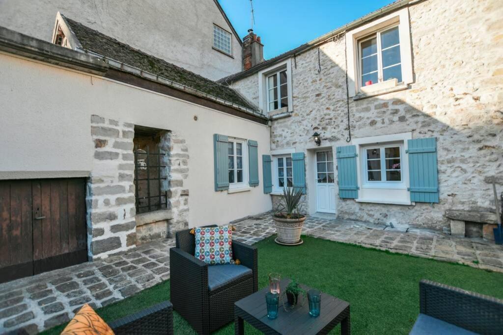 Instant Fleury: Maison De Caractère, Jardin Secret Hébergement de vacances